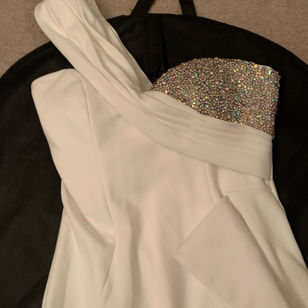 Jovani White Gown size 8 style number 09045 - Picture 3 of 16